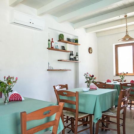 Hotel Trulli Boccadoro Ostuni Habitación foto