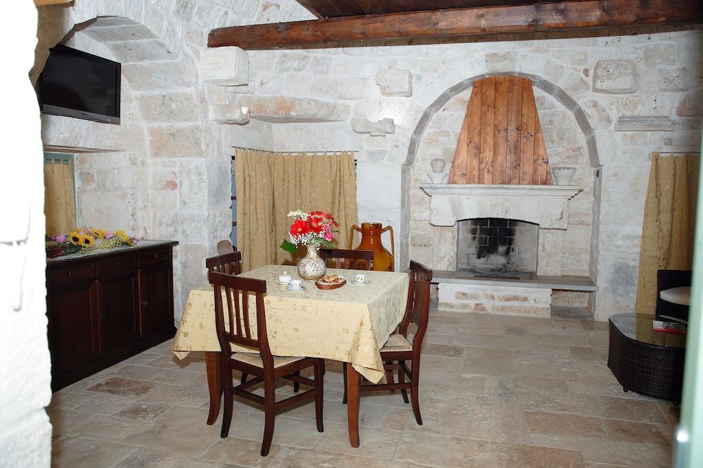 Hotel Trulli Boccadoro Ostuni Habitación foto